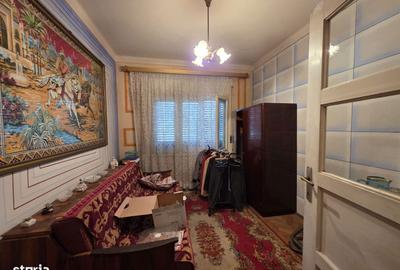 Casă cu 4 camere în Central - 3