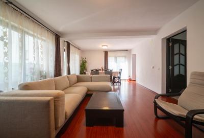 Casă Individuală P+1+M, 9 camere, 595 mp teren, 1.356€/mp,  zona Aradului - 2