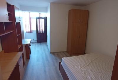 Garsonieră decomandată în Nicolina - 5