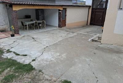 Casă cu 4 camere cu Teren 900 Mp în Central - 5
