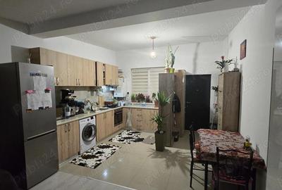 Casă cu Teren 249 Mp în Central