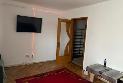 Apartament cu 2 camere decomandat în Tineretului - 2