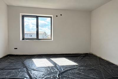 Duplex cu 5 camere cu Canalizare în Chișoda - 10