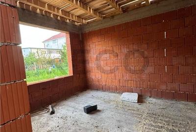 Casă cu 3 camere cu Teren 500 Mp în Oncea - 5