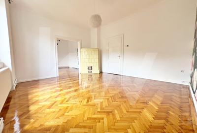 Casa pe un singur nivel cu 3 camere+pivnita. Pod si curte-Zona Sub Arini - 14