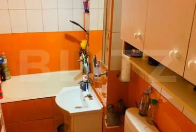 Apartament cu 3 camere semidecomandat în Central - 1