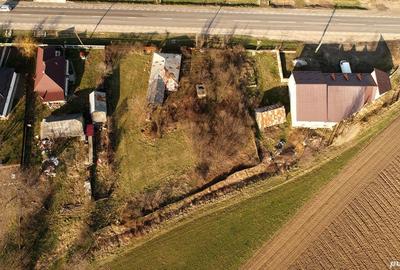 Casă cu Teren 1806 Mp în Vadu Moldovei