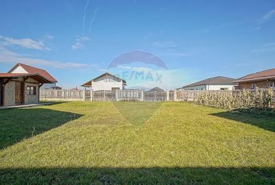 Casă individuală cu 5 camere cu Canalizare în Sânpetru - 7