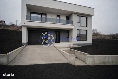 Casă cu 5 camere cu Teren 700 Mp în Central - 4