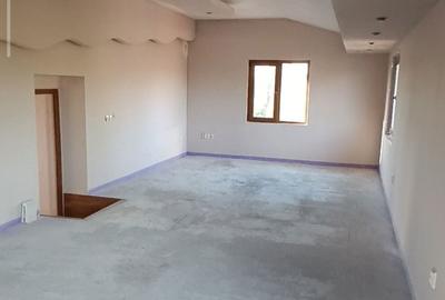 Casă cu 4 camere în Gara de Nord - 2