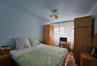 Apartament 2 camere,etaj 2 ,Bulevardul Nicolae Balcescu - 1