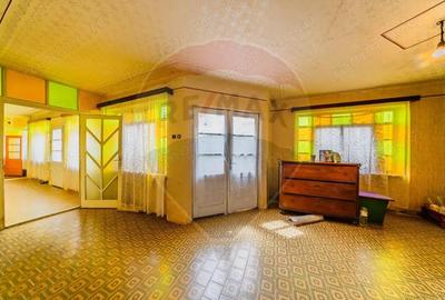 Casa cu 4 camere ?i teren 540 m in Pecica Zona excelenta