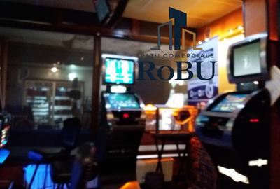 Spatiu comercial complex URANUS # Spatii comerciale RoBU - 3