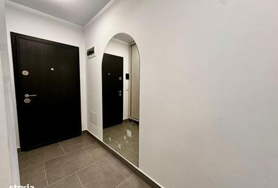 Apartament cu 3 camere decomandat în Tractorul - 1