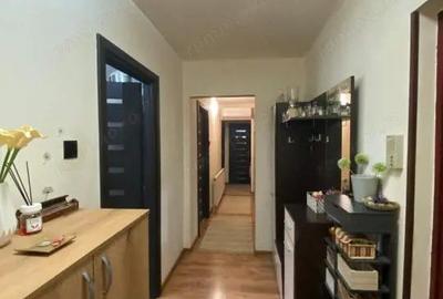 Apartament 3 camere, 66.8 mp, zona Niela - 9