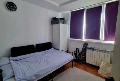 Apartament cu 3 camere semidecomandat în Ferentari - 2