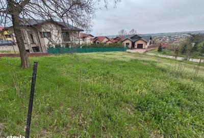 Teren de 400 mp, în Ștefănești