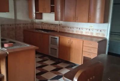 Casă cu 5 camere în Stupini - 5