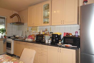 Apartament cu 3 camere în Central - 2