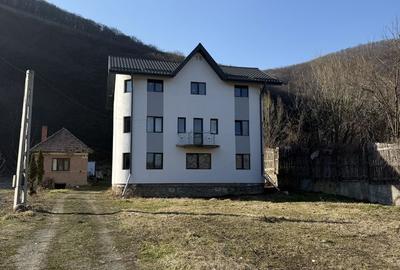 Casă cu 4 camere în Someșu Rece - 3