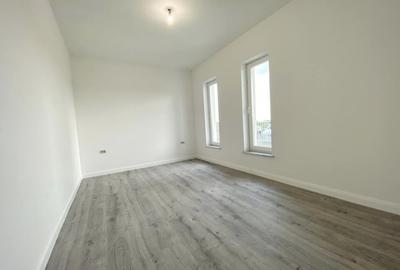 Apartament cu 2 camere semidecomandat în Sud - 3