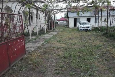 Casă cu Teren 1140 Mp în Străjescu - 4
