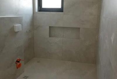 Apartament cu 3 camere decomandat în Micro 14 - 6