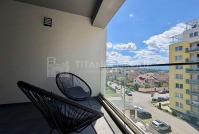 Apartament cu 2 camere semidecomandat, mobilat în Tractorul - 20