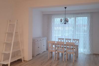 Apartament cu 3 camere decomandat, mobilat în Ghimbav - 2