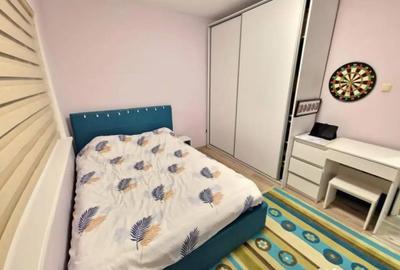 Apartament cu 3 camere decomandat în Plăvăț II - 2