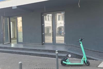 De inchiriat spatiu com. stradal 115 mp + curte parcare 56 mp  Str. Agricultori - 14