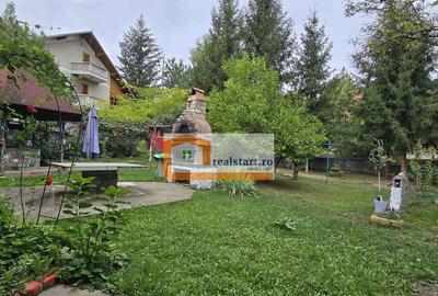 Casă cu 7 camere cu Teren 1800 Mp în Est - 18