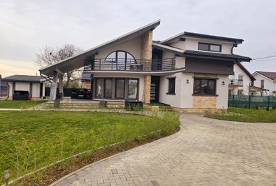Vanzare proprietate - casa si terenValea Voievozilor Dambovita - 3