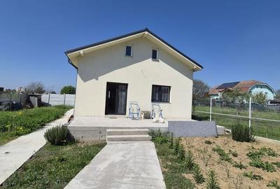 Casă cu 3 camere cu Teren 500 Mp în Bariera Vâlcii - 1