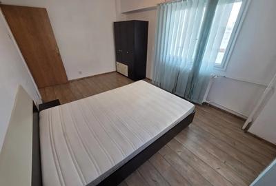 Apartament cu 3 camere decomandat în Victoriei - 14