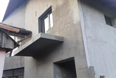 Casa cu mansarda de vanzare in Loc. Dorohoi Jud. Botosani - 2