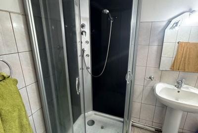 Casă cu 4 camere cu Teren 1400 Mp în Central - 3