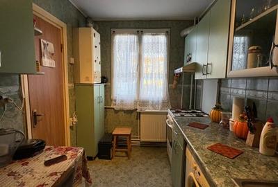 Apartament cu 3 camere semidecomandat, mobilat în Berceni - 8