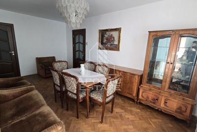 Apartament cu 4 camere semidecomandat, mobilat în Circumvalațiunii - 3