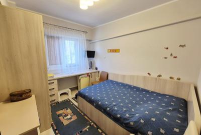 Apartament cu 4 camere decomandat în Casa de Cultură - 5