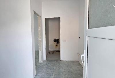 Vând apartament cu o camera, la casa + baie proprie - zona centrala - 3