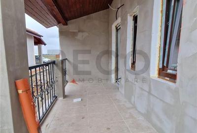 Casă cu 3 camere cu Teren 350 Mp în Borș - 3