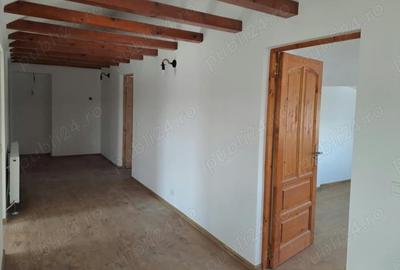 Casă cu 4 camere în Șotrile - 5