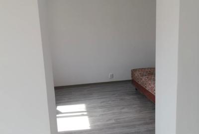 Casă cu 4 camere în Odaia Manolache - 3