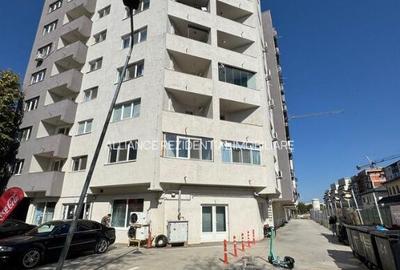 Berceni/Ap 3 camere decomandat 71 mp - 2