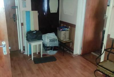 Ap 3 camere,boxa,parter inalt,zona licee - 2