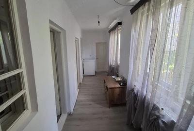 Casă cu 5 camere cu Teren 243 Mp în Brestei - 2