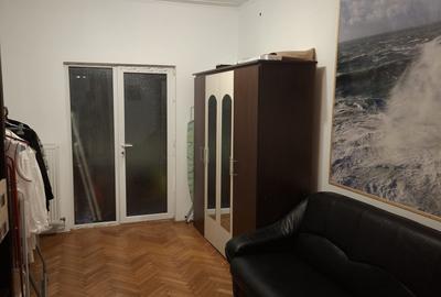 3 camere Exercițiu / fondul vechi , Decomandat / centrala , Amplasament DEOSEBIT - 5