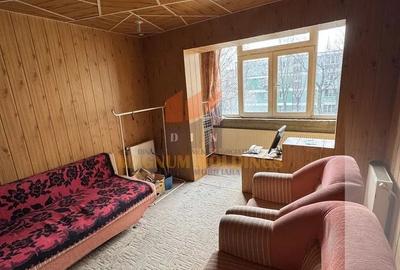 Apartament cu 2 camere semidecomandat în Central - 1