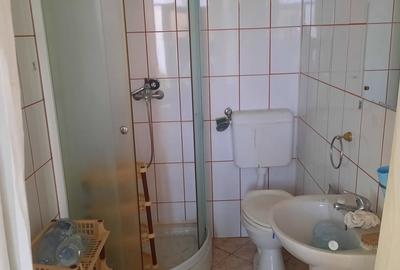 Casă cu 4 camere cu Teren 800 Mp în Păulești - 5